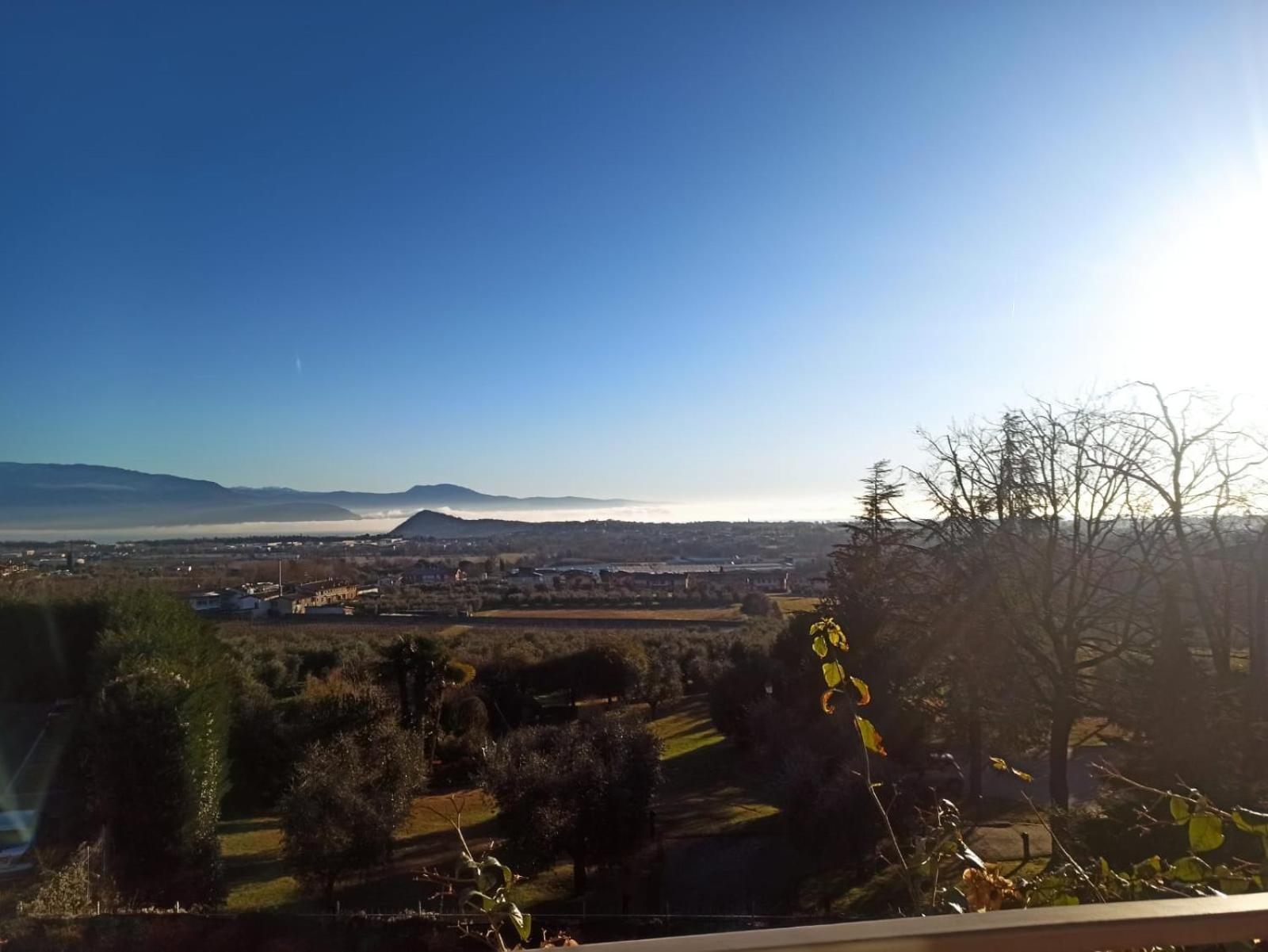 Apartamento Attico Da Maria Polpenazze del Garda Exterior foto