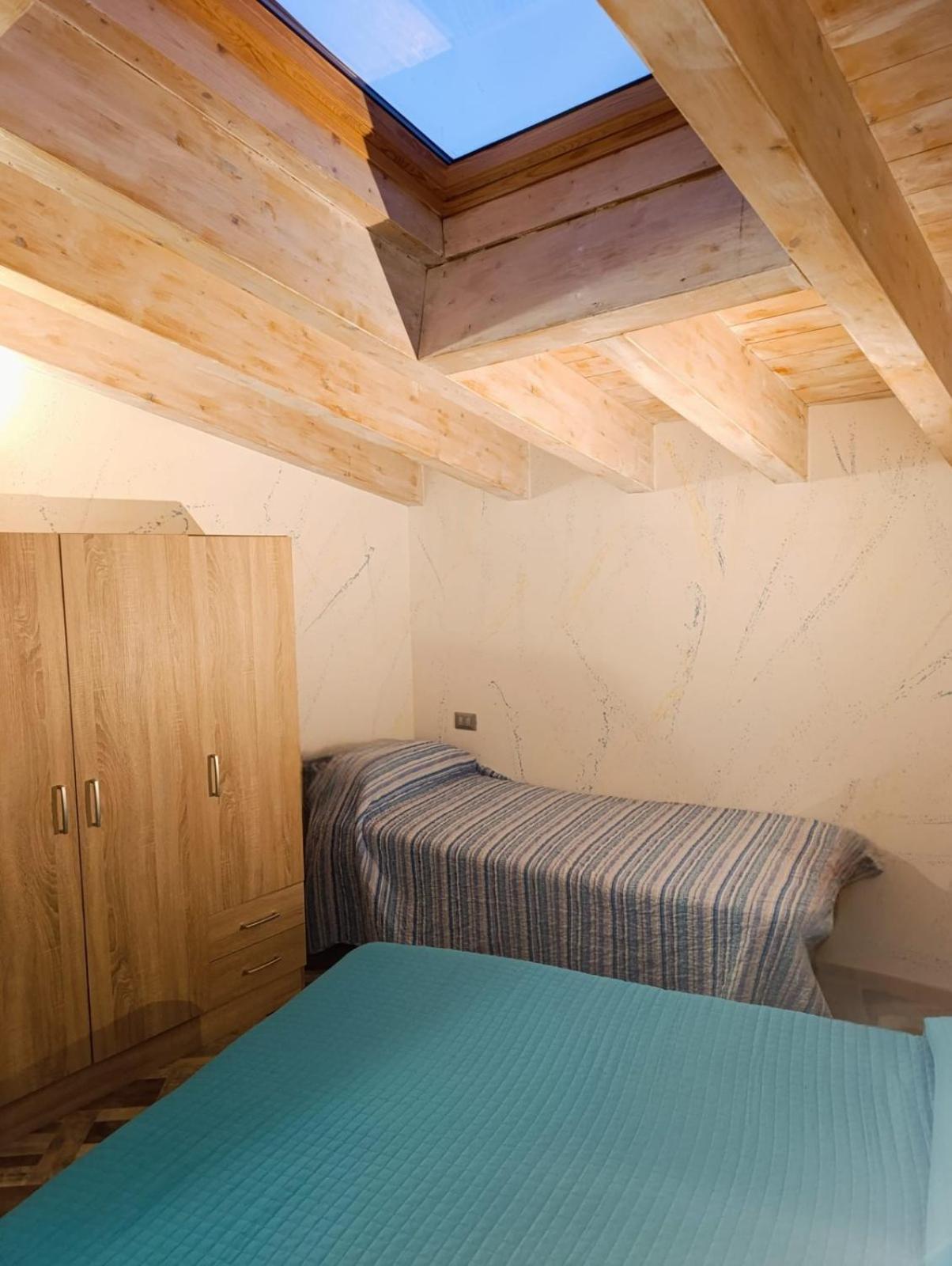 Apartamento Attico Da Maria Polpenazze del Garda Exterior foto